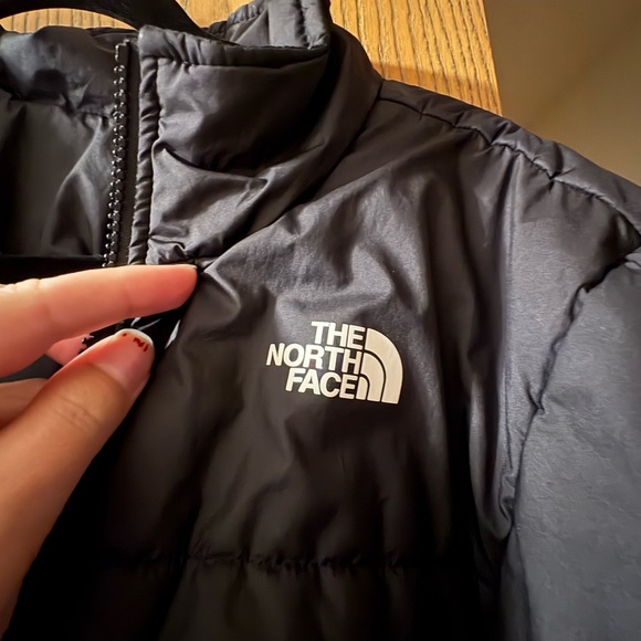 The North Face Black Puffer Jacket - Picture 2 of 3